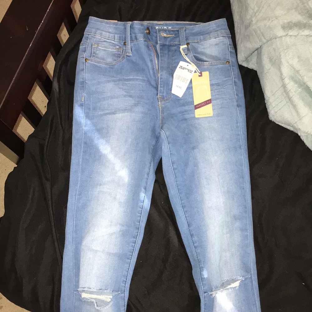 skinny ripped jeans